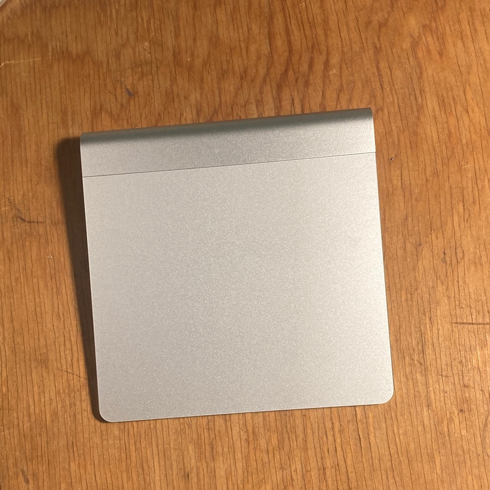 Apple wireless Magic Trackpad